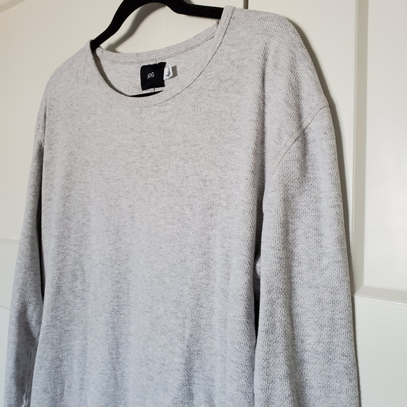 BDG Light Grey Thermal Long Sleeve Size M - Picture 2 of 6